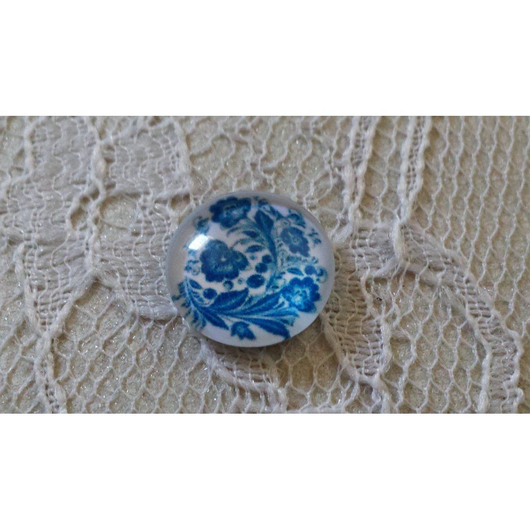 round glass cabochon 12mm blue flower 003 