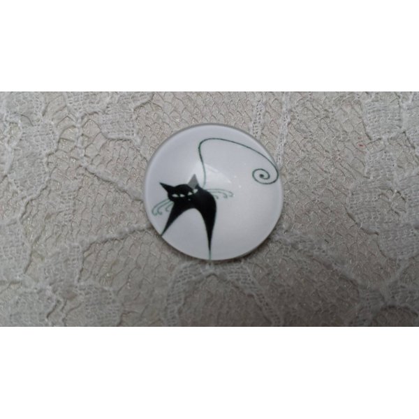 round glass cabochon 10mm cat 019 