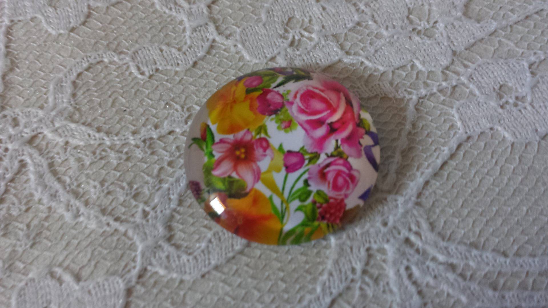 round glass cabochon 20mm flower 01-046 