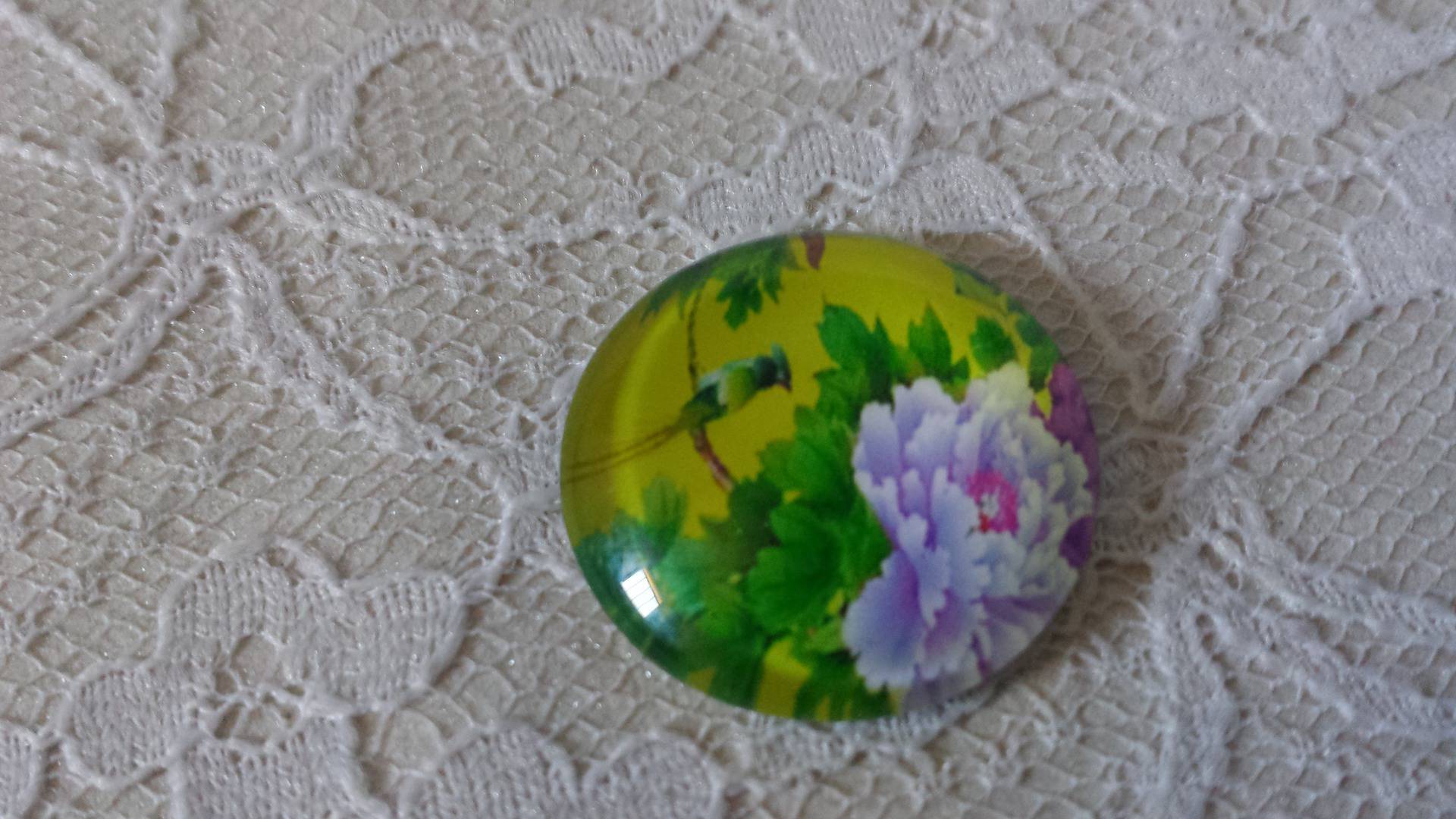 round glass cabochon 20mm flower 01-044 