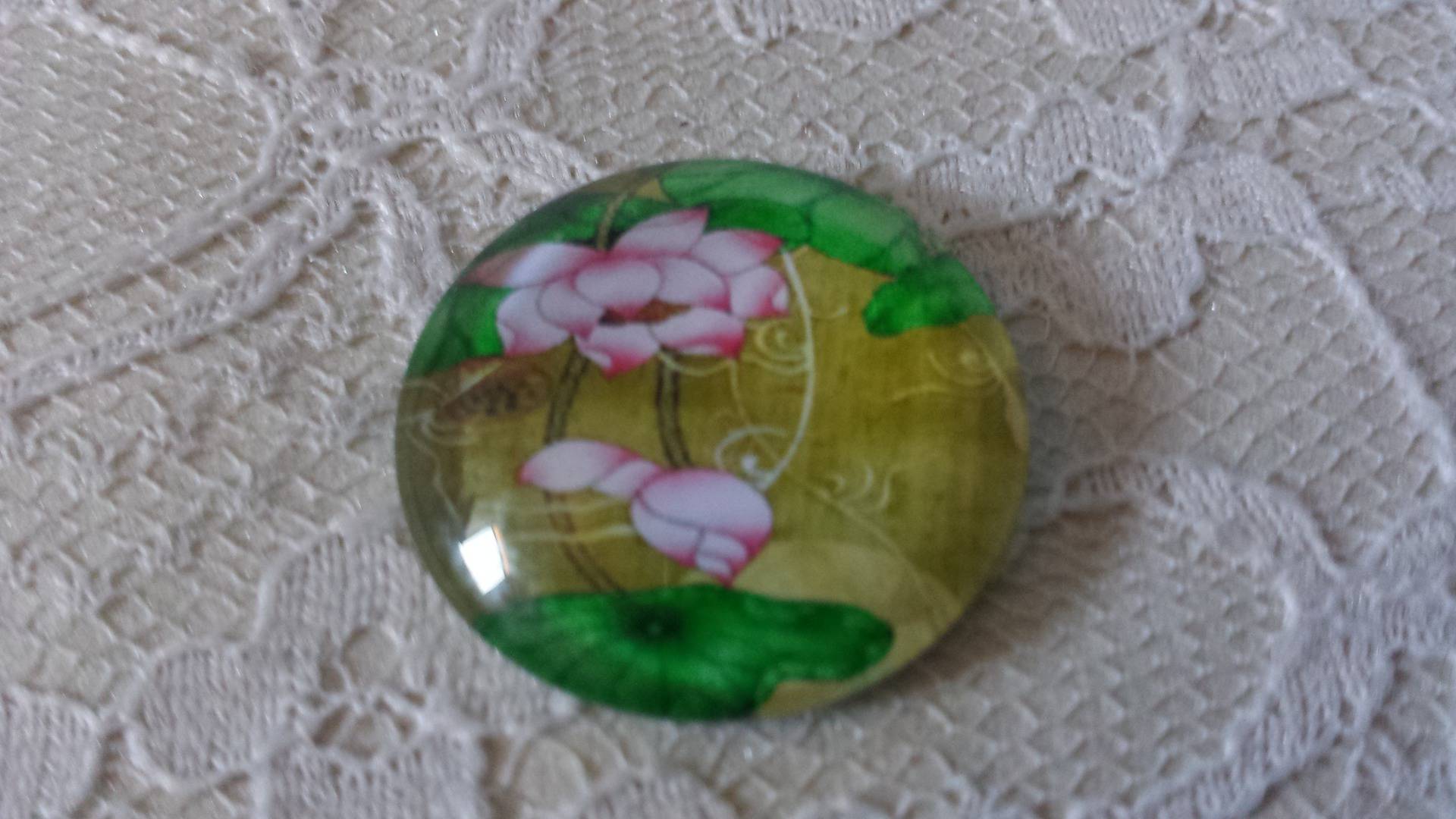 round glass cabochon 20mm flower 01-043 