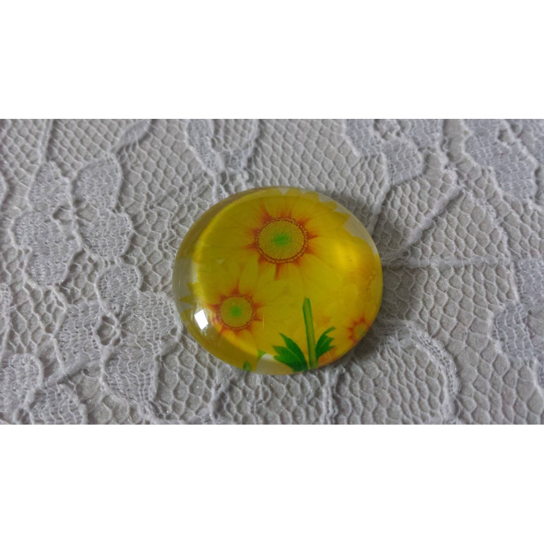 round glass cabochon 25mm flower 01-012 