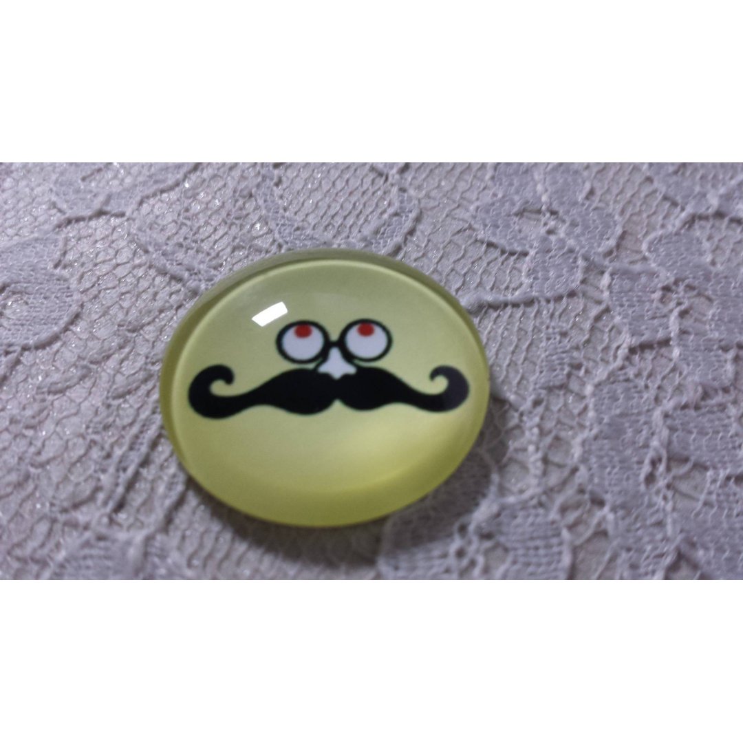 round glass cabochon 25mm moustache 015 