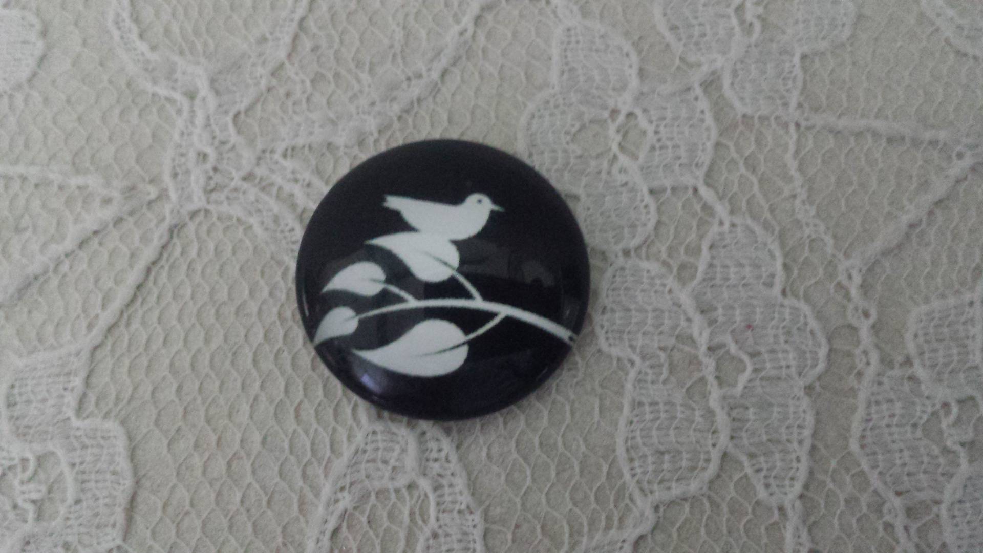 round glass cabochon 25mm birds 013 