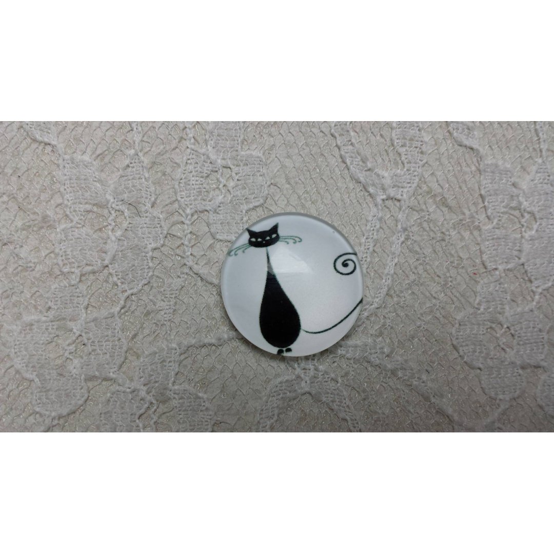 round glass cabochon 20mm cat 013 
