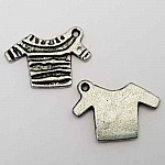 Charm Clothing Sweater N°01