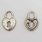 Heart charms N°08 x 4
