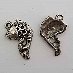 Fish charm N°01
