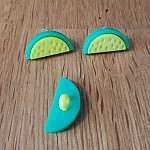 Button fancy pattern for children watermelon No. 09 light yellow