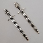 Sword and Axe of War Charm N°02 Silver