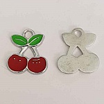 Cherry Charm N°01 x 5 pieces.