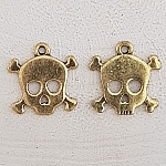 Skull and crossbones charm N°14