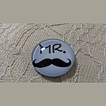 round glass cabochon 25mm moustache 004 