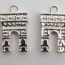 Arc de Triomphe charm x 1 piece