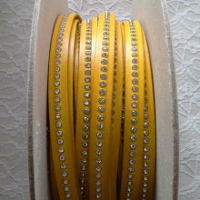 Yellow Leather 10 mm Swarovski Strass by 20 cm
