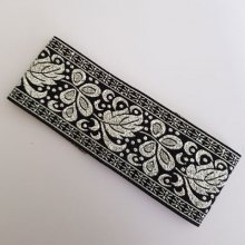 Fancy ribbon N°002 by 22 cm.