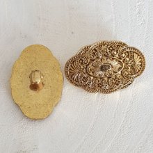 Gold Button N°13 of 30 mm Oval