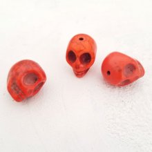 Lot 07 Howlite Tinted Skulls 18 mm