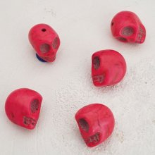 Lot 12 Howlite Tinted Skulls 18 mm