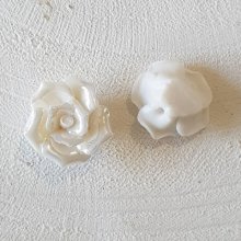 Flower Earthenware 15 mm N°02-02 White