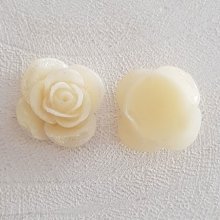 Synthetic Flower 20 mm N°05-02 Ivory