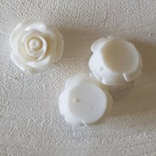 Synthetic Flower 20 mm N°01-03 White