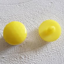 Fancy buttons, children, babies Flat faceted pattern N°05-08 Yellow 02