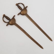 Charm Sword Axe of War N°03 Bronze