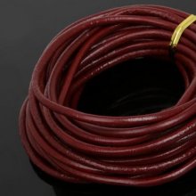1 meter Round smooth leather cord Bordeaux 3 mm