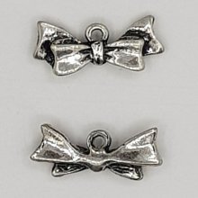Silver bow tie charm N°20 silver metal bow tie charm