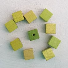 Wooden Bead Cube / Square 10 mm Green
