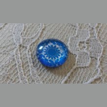 round glass cabochon 12mm blue flower 038 