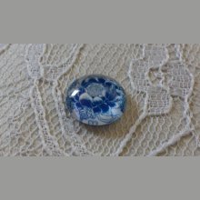 round glass cabochon 12mm blue flower 034 