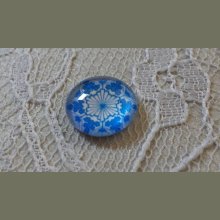 round glass cabochon 12mm blue flower 031 