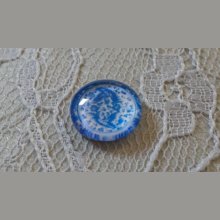round glass cabochon 12mm blue flower 018 