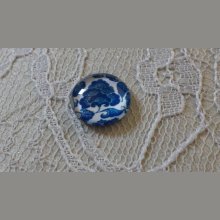 round glass cabochon 12mm blue flower 017 