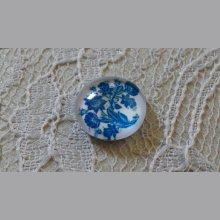 round glass cabochon 12mm blue flower 004 