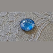 round glass cabochon 12mm blue flower 002 