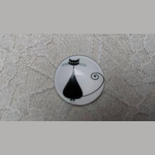 round glass cabochon 10mm cat 017 