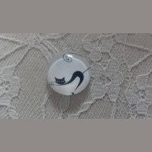 round glass cabochon 20mm cat 001 