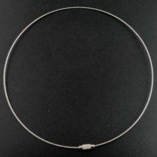1 necklace rigid cabled wire grey clasp to screw N°01