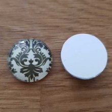 cabochon rond en verre 18mm divers 028