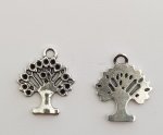 Tree Charm N°01