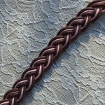 1 meter braided waxed braid of 20 mm N°01