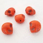 Lot 05 Howlite Tinted Skulls 18 mm