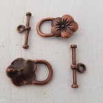 5 Toggle Clasps Flower pattern Bronze N°17