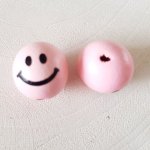 Wooden bead head character N°06 Pink
