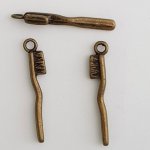 Toothbrush Charm N°01 Bronze