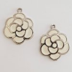 Flower charm Metal N°030 Silver