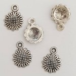 Flower charm Metal N°037 Silver